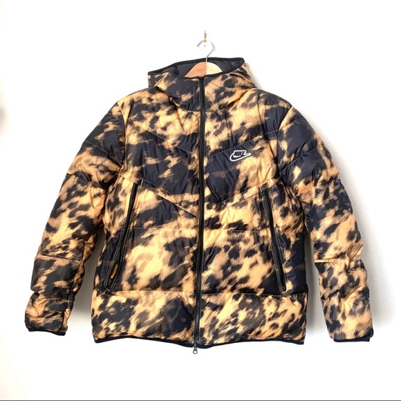 Nike Shield Down Fill Windrunner Puffer Jacket Yellow/Black - Picture 1 of 4